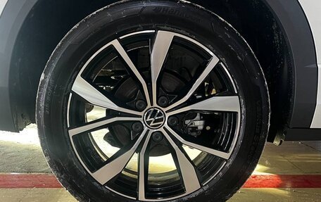 Volkswagen T-Roc I, 2025 год, 2 700 000 рублей, 11 фотография