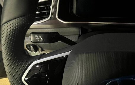 Volkswagen T-Roc I, 2025 год, 2 700 000 рублей, 15 фотография