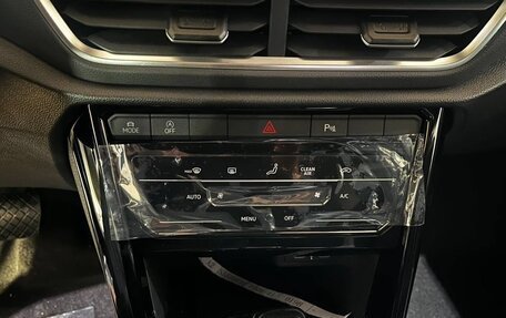 Volkswagen T-Roc I, 2025 год, 2 700 000 рублей, 17 фотография