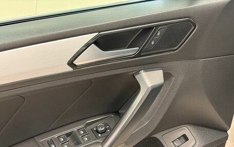 Volkswagen Tiguan II, 2018 год, 3 490 000 рублей, 11 фотография