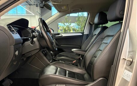 Volkswagen Tiguan II, 2018 год, 3 490 000 рублей, 12 фотография