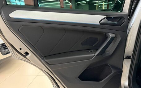 Volkswagen Tiguan II, 2018 год, 3 490 000 рублей, 21 фотография