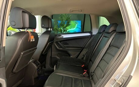 Volkswagen Tiguan II, 2018 год, 3 490 000 рублей, 22 фотография