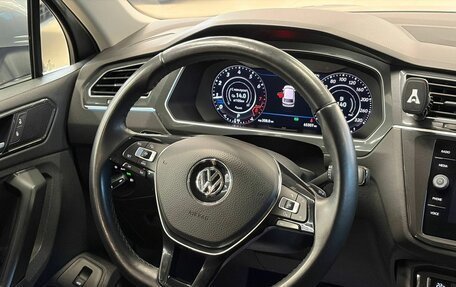Volkswagen Tiguan II, 2018 год, 3 490 000 рублей, 26 фотография