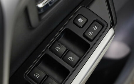 Mitsubishi Montero Sport, 2022 год, 3 999 000 рублей, 24 фотография