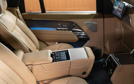 Land Rover Range Rover IV рестайлинг, 2025 год, 27 790 000 рублей, 19 фотография