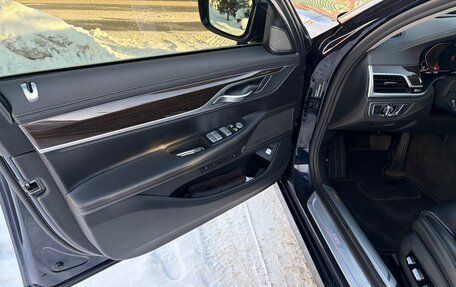 BMW 7 серия, 2019 год, 5 500 000 рублей, 10 фотография