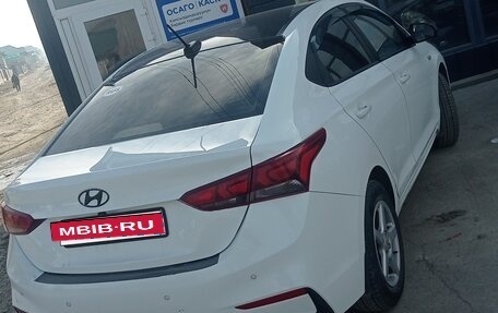 Hyundai Solaris II рестайлинг, 2019 год, 800 000 рублей, 2 фотография