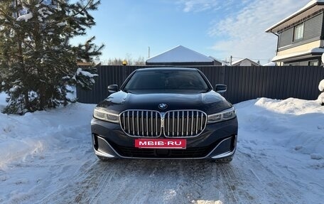 BMW 7 серия, 2019 год, 5 500 000 рублей, 2 фотография