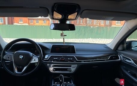 BMW 7 серия, 2019 год, 5 500 000 рублей, 8 фотография