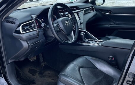 Toyota Camry, 2017 год, 2 395 000 рублей, 9 фотография