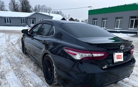 Toyota Camry, 2017 год, 2 395 000 рублей, 6 фотография