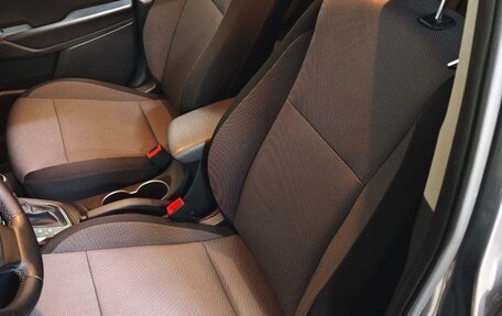 Hyundai Solaris II рестайлинг, 2021 год, 1 750 000 рублей, 9 фотография