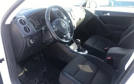 Volkswagen Tiguan I, 2015 год, 1 750 000 рублей, 2 фотография