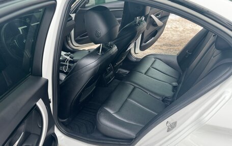 BMW 3 серия, 2017 год, 2 000 000 рублей, 10 фотография