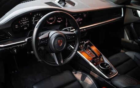 Porsche 911, 2021 год, 11 000 000 рублей, 7 фотография