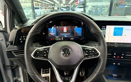 Volkswagen Golf VIII, 2023 год, 2 160 000 рублей, 8 фотография