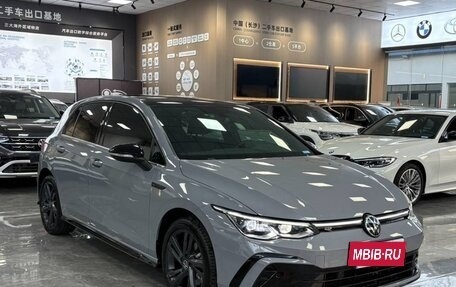 Volkswagen Golf VIII, 2023 год, 2 160 000 рублей, 3 фотография