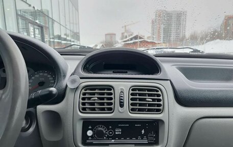 Renault Symbol I, 2005 год, 240 000 рублей, 18 фотография