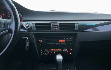 BMW 3 серия, 2010 год, 1 149 000 рублей, 16 фотография