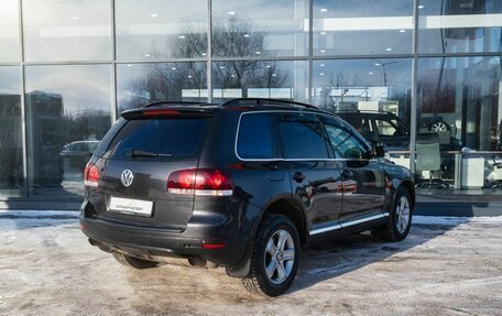 Volkswagen Touareg III, 2007 год, 1 050 000 рублей, 2 фотография