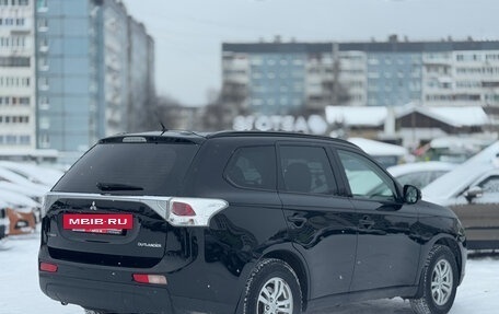 Mitsubishi Outlander III рестайлинг 3, 2013 год, 1 569 000 рублей, 5 фотография