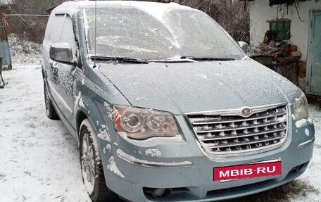 Chrysler Town & Country V рестайлинг, 2008 год, 1 580 000 рублей, 29 фотография