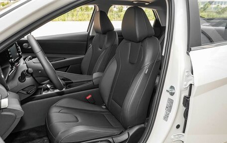 Hyundai Elantra, 2026 год, 1 950 000 рублей, 13 фотография