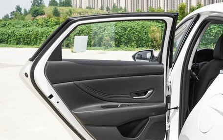 Hyundai Elantra, 2026 год, 1 950 000 рублей, 29 фотография