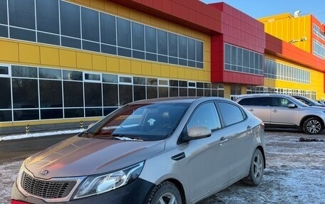 KIA Rio III рестайлинг, 2013 год, 790 000 рублей, 4 фотография