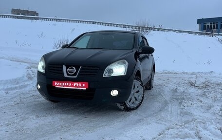 Nissan Qashqai, 2008 год, 840 000 рублей, 2 фотография