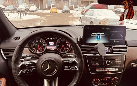 Mercedes-Benz GLS, 2019 год, 6 800 000 рублей, 4 фотография