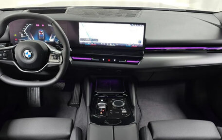 BMW 5 серия, 2023 год, 6 190 000 рублей, 7 фотография