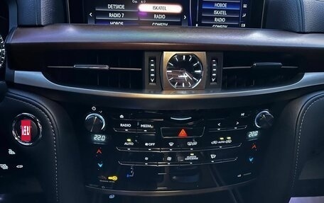 Lexus LX III, 2015 год, 6 900 000 рублей, 16 фотография