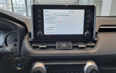 Toyota RAV4, 2021 год, 4 050 000 рублей, 18 фотография