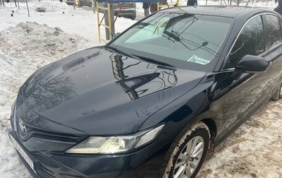 Toyota Camry, 2018 год, 2 190 000 рублей, 1 фотография