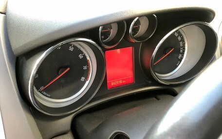 Opel Astra J, 2013 год, 1 000 000 рублей, 5 фотография