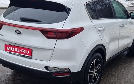 KIA Sportage IV рестайлинг, 2019 год, 1 900 000 рублей, 3 фотография