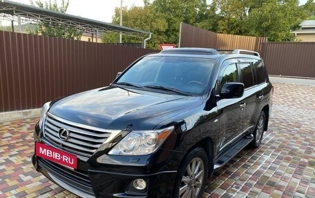 Lexus LX III, 2011 год, 3 650 000 рублей, 2 фотография