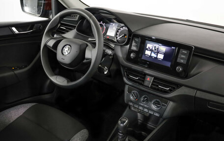 Skoda Rapid II, 2021 год, 1 649 000 рублей, 9 фотография