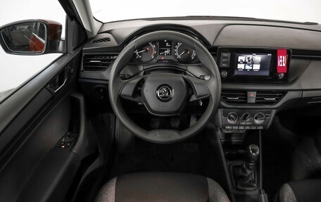 Skoda Rapid II, 2021 год, 1 649 000 рублей, 11 фотография