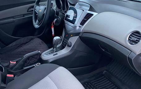 Chevrolet Cruze II, 2011 год, 680 000 рублей, 13 фотография