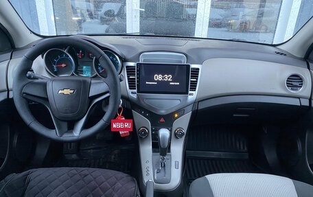 Chevrolet Cruze II, 2011 год, 680 000 рублей, 14 фотография