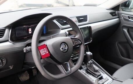 Skoda Superb III рестайлинг, 2025 год, 3 590 000 рублей, 12 фотография