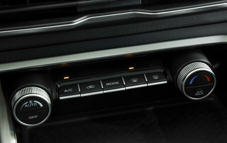 Geely Coolray I, 2022 год, 1 899 000 рублей, 17 фотография