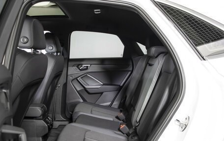 Audi Q3, 2024 год, 4 990 000 рублей, 10 фотография