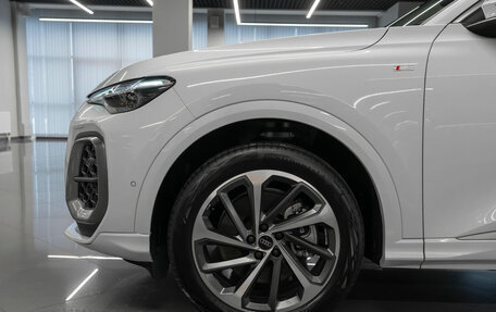 Audi Q5, 2025 год, 9 000 000 рублей, 31 фотография