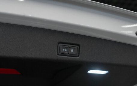 Audi Q5, 2025 год, 9 000 000 рублей, 30 фотография