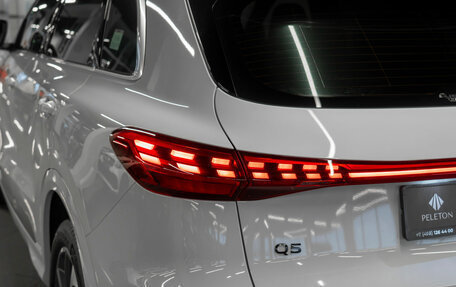 Audi Q5, 2025 год, 9 000 000 рублей, 33 фотография