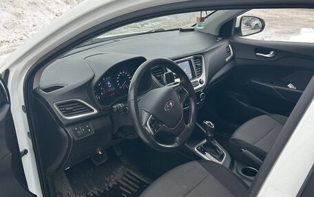 Hyundai Solaris II рестайлинг, 2018 год, 1 180 000 рублей, 11 фотография